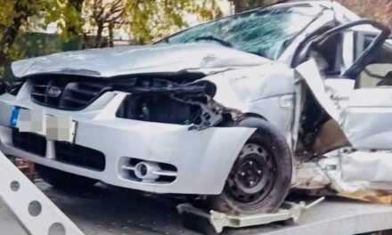 Egy kivilágítatlan munkagödörbe hajtott autójávak a 3 gyermekes családapa Gödöllőn, Erik a kórházba meghalt