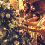 Pszichológus: Ha azt szeretnéd, hogy a gyerekeid szoros kapcsolatban maradjanak veled felnőttként is és sokáig együtt karácsonyozzatok, ezt a 7 dolgot csináld már korán