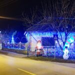 Feljelentette egy helyi lakos, el kellett távolítani a lakiteleki asszony karácsonyi díszeit
