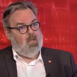 Több ingaltant vett meg a Gutenberg-házban L. Simon László közpénzből működő alapítványa, az egyik lakásba a lánya költözött be