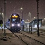 Hóhelyzet: váltóállítási problémákkal küzd a MÁV, kimaradnak és késnek a Budapest környéki járatok