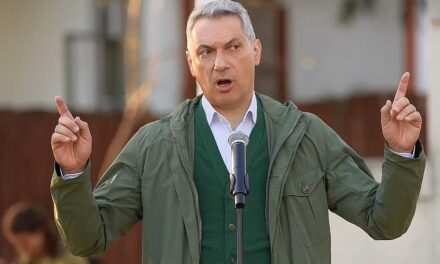 Lázár János bejelentette: mától befejezi miniszteri tevékenységét, az utódát is megnevezte