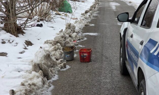 Hányinger: vödörrel hordták az emberi ürüléket az utca végébe Csepelen