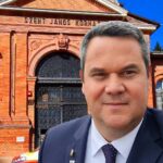 Takács Péter nagyon kiakadt: szerinte a János kórház előtt nem takarította el a havat a főváros, mert „az önkormányzatok nem urai a helyzetnek”