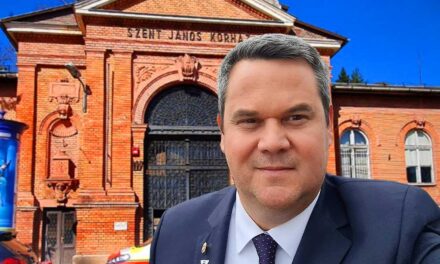 Takács Péter nagyon kiakadt: szerinte a János kórház előtt nem takarította el a havat a főváros, mert „az önkormányzatok nem urai a helyzetnek”