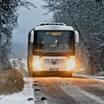 Hóhelyzet Budapest környékén: kimaradó járatok a Volánbuszoknál, változások az elővárosi vonatközlekedésben – itt a friss menetrend