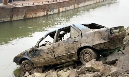 A Duna fenekén találták meg a 11 éve eltűnt férfi holttestét, autójával együtt húzták ki a partra