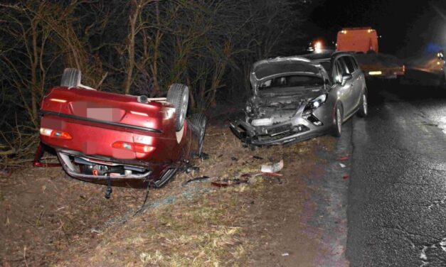 Autómetőre vártak, amikor elütötte őket egy másik autó: az egyik sérült lábai lebénultak