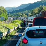 Három autó ütközött az M1-esen, több kilométeres a torlódás Biatorbágynál