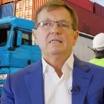 Menekül a Matolcsy család: konténerekben hordják Budapestről Dubajba a vagyontárgyaikat