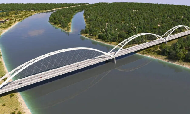 Halálos munkahelyi baleset az épülő mohácsi hídon: két munkagép közé szorult egy ember