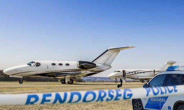 Magyar Péter: több NER-es stróman számláját zárolta a NAV