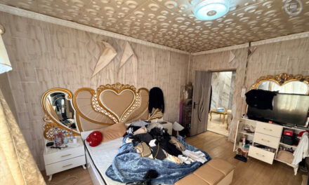 Szerelmet ígértek, majd külföldre vitték a mélyszegénységből származó lányokat a luxusban élő emberkereskedők – videó a rendőrségi akcióról