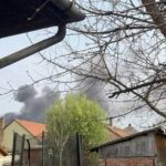 Kigyulladt egy több ezer négyzetméteres csarnok a szigethalmi ipari parkban, rengeteg tűzoltó tart a helyszínre