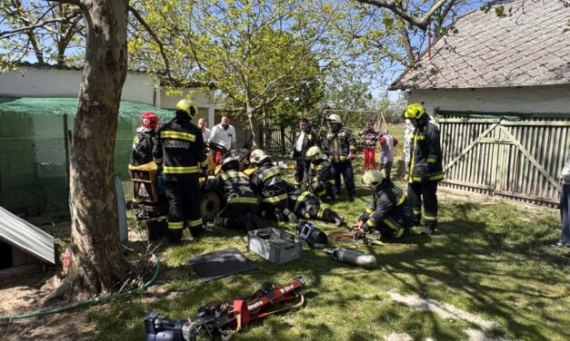 Saját traktora alá szorult egy férfi Balástyán, mentőhelikopterrel vitték kórházba