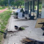 Tört-zúzott egy ámokfutó az egyik budapesti étterem teraszán, pszichiátriai vitték a rendőrök