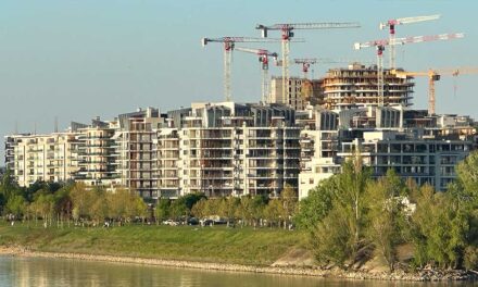 Újra építési lázban Budapest és környéke, rengeteg az újépítésű lakás, kilőtt az építkezési kedv