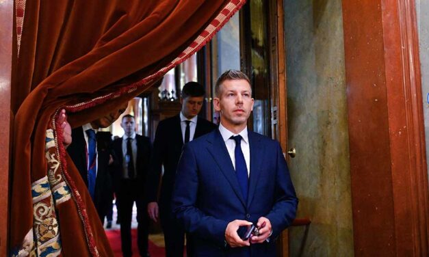 Magyar Péter nem írja alá Rogán Antal, Lázár János és a többi távozó kormánytag több tízmilliós végkielégítését