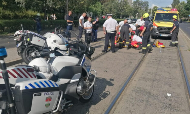 Halálos baleset Méhkeréknél: meghalt egy motoros rendőr Méhkeréknél, egy kisbaba és édesanyja megsérült