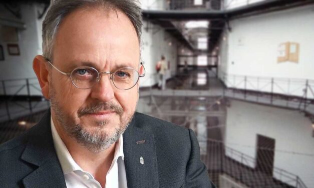 Bús Balázs a Csillagbörtönből üzent: Áldozatként állítja be magát a 150 milliós korrupciós botrány fideszes gyanúsítottja