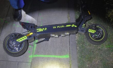 12 éves fiú gázolt el az elektromos rollerével egy nőt a Balatonbogláron, Esztergomban egy autó ütött el egy rollerest