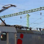 “Égő embert láttak a vagon tetején”- fiatalok másztak fel a vonat tetejére Budafokon, meghalt a 17 éves fiú, egy lány életéért küzdenek