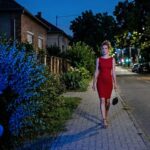 Ne légy könnyű préda! 5 pszichológiai trükk és testtartás, amivel elijesztheted a kötekedőket az utcán