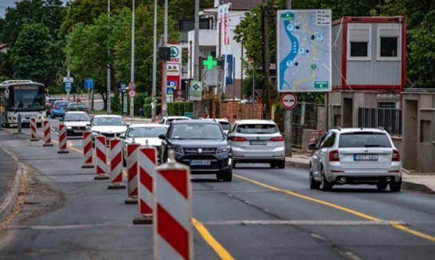 Hétfőtől újabb lezárások lesznek Szentendrén a 11-es főút felújítása miatt