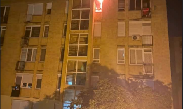 Mentés közben két rendőr is megsérült a kazincbarcikai lakástűzben