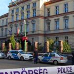 Pánik a gyöngyösi gimnáziumban: lőfegyverrel fenyegethette meg társait három diák, a rendőrség eljárást indított
