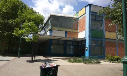 Kínai vendégmunkások elszállásolására használhatják az egyik szegedi éttermet: emeletes vaságyakat találtak a hatóságok